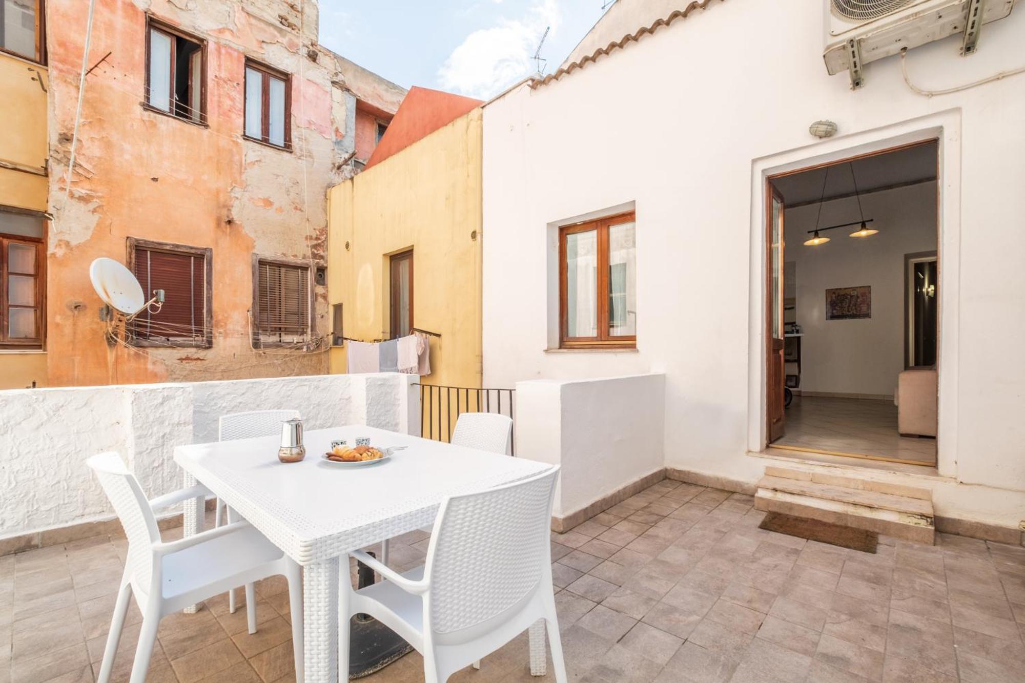 Entu E Mari - Maistu Cagliari Exterior photo